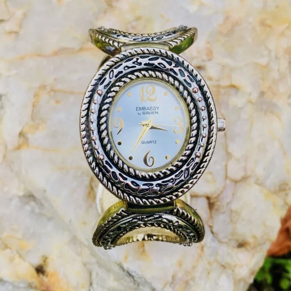Embassy/Gruen GEM3576L Silver/Gold Tone Large Ovals Cuff Bracelet Watch
